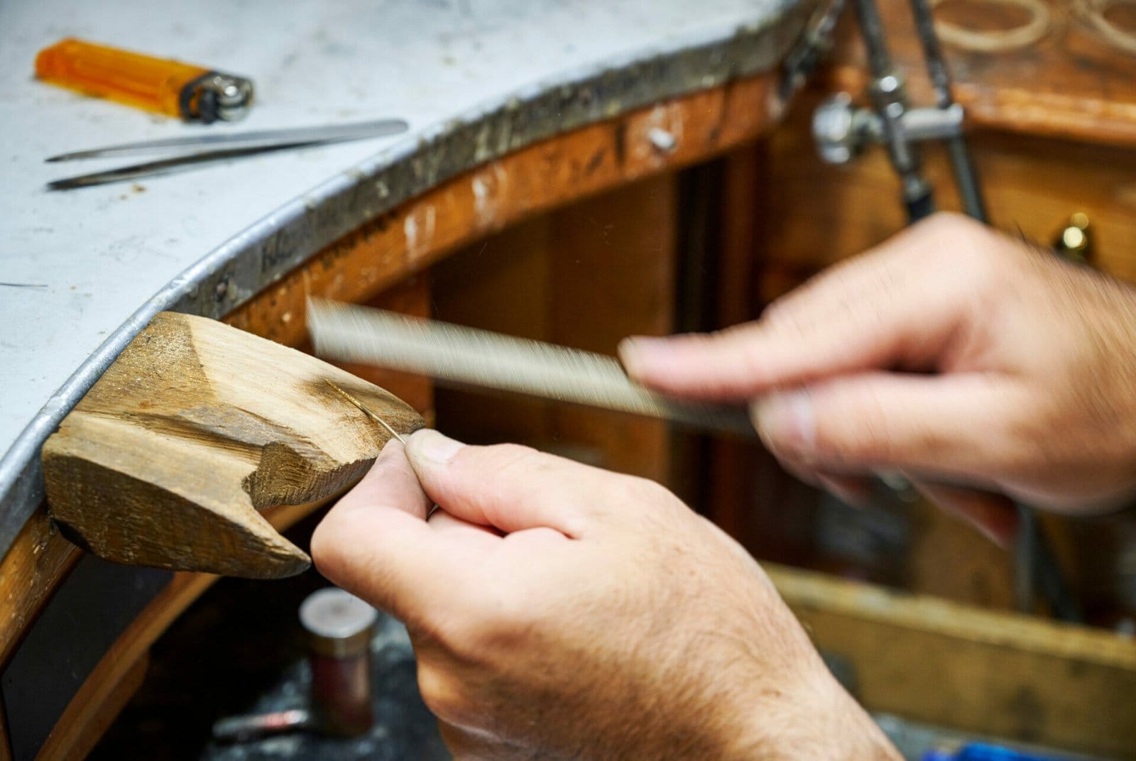 Fiche Métier Orfèvre salaire, étude, rôle et compétence